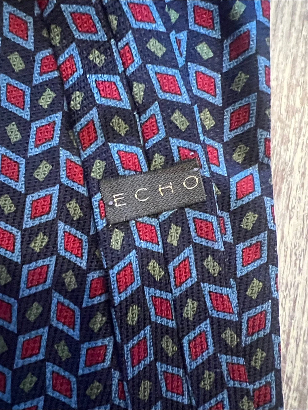 Assorted set of 4 Men's Burgundy, red & Blue patterned  Ties. Business Style